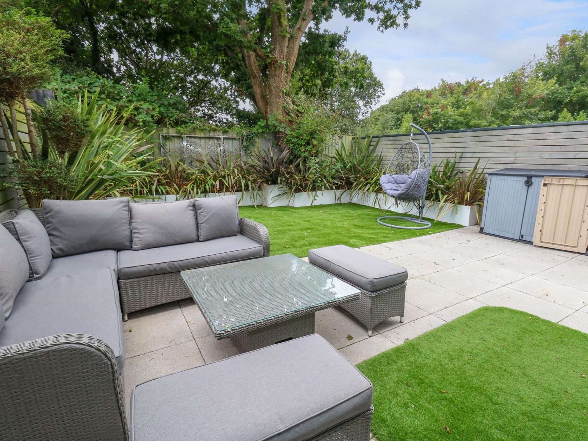 66A Danecourt Road Villa Poole Bagian luar foto