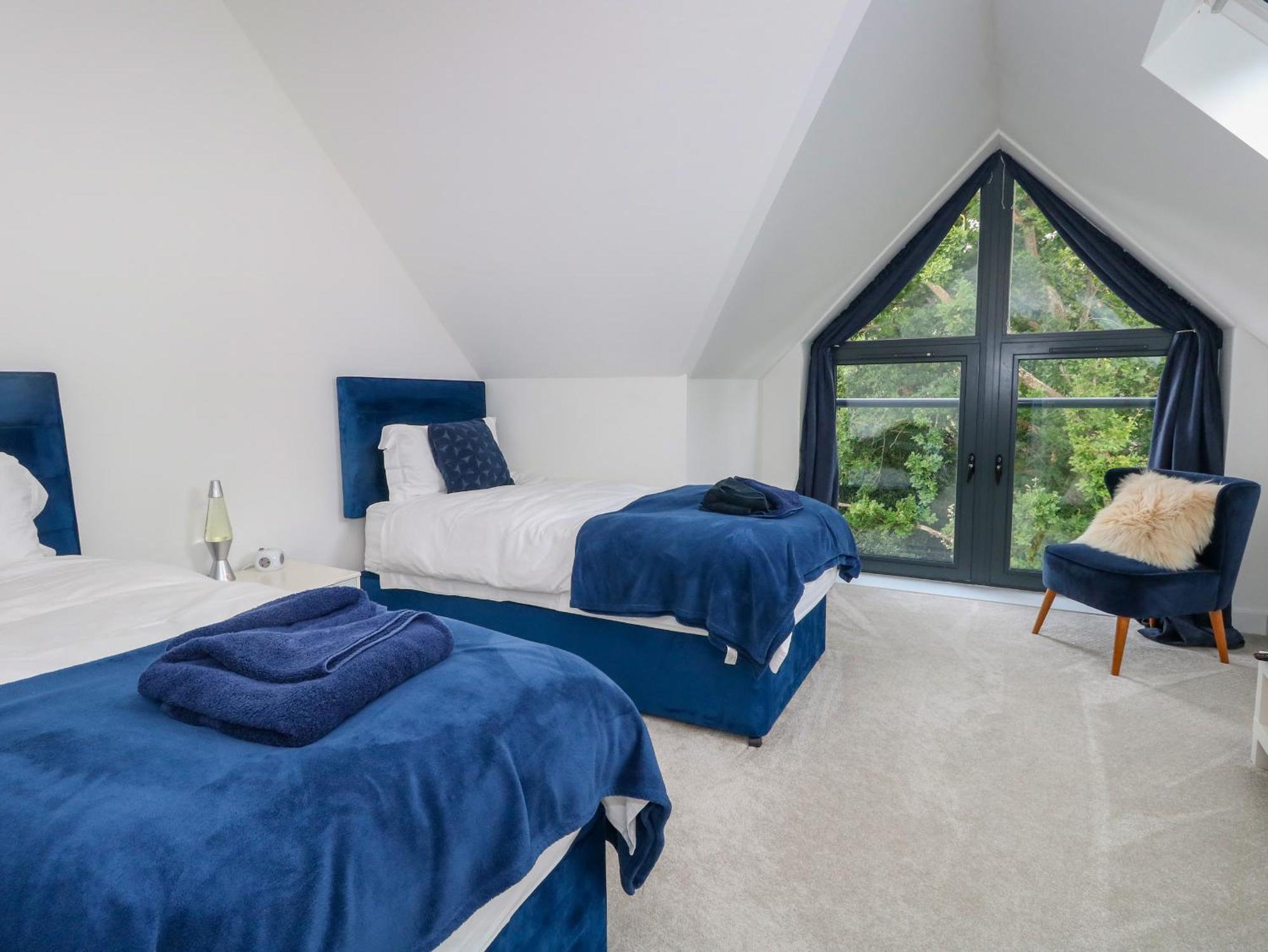 66A Danecourt Road Villa Poole Bagian luar foto