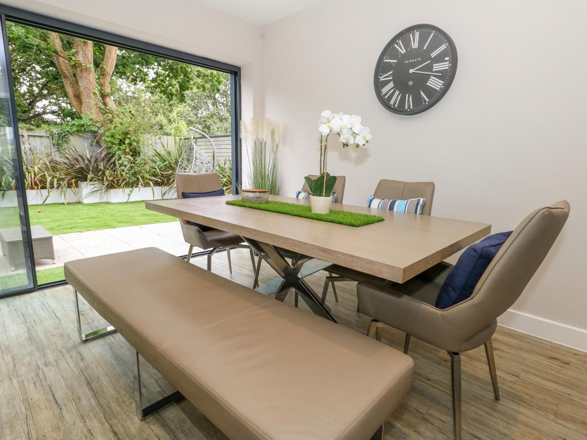 66A Danecourt Road Villa Poole Bagian luar foto