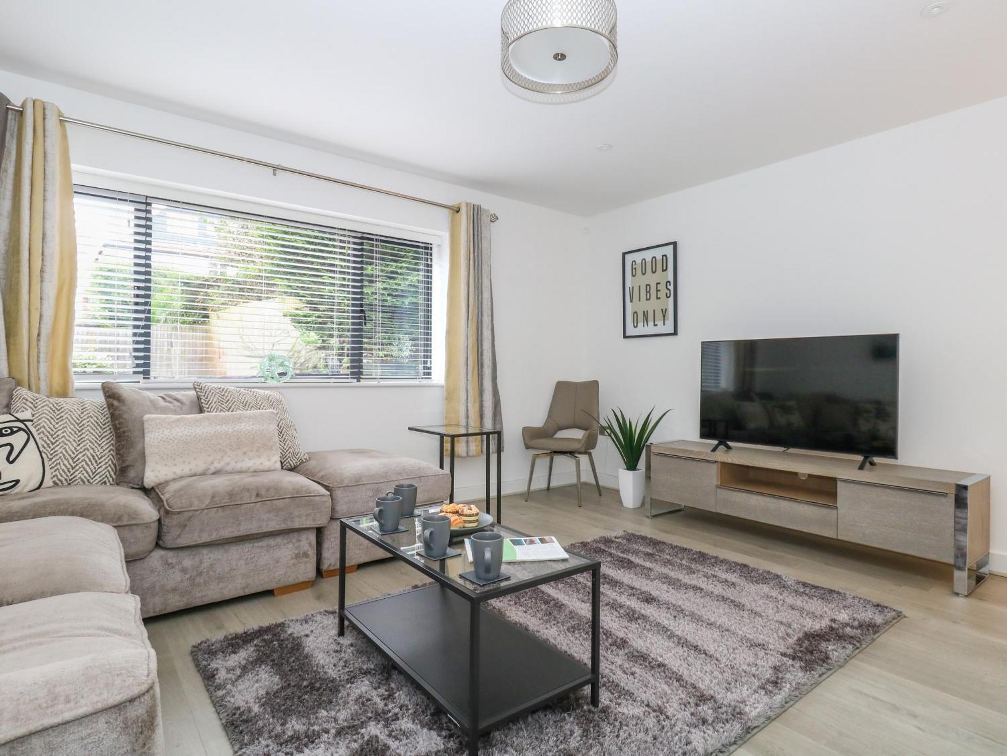 66A Danecourt Road Villa Poole Bagian luar foto